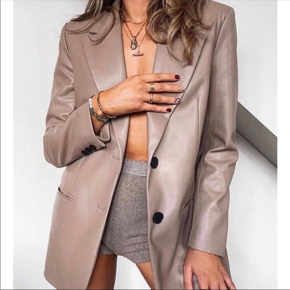 SOLD 🔥Zara faux leather oversized blazer - Picture 3 of 16